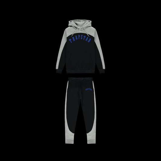 ARCH PANEL CHENILLE DECODED TRACKSUIT